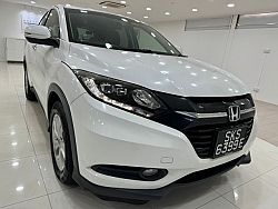Honda Vezel 1.5X Auto 2015 White Pushstart Revcam